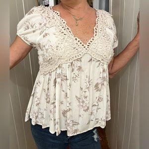 ODDY Flowy Floral Blouse Lace Trim Casual V Neck SZ  S
